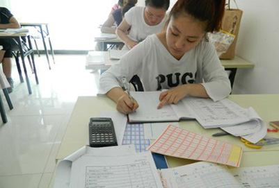 成都會計(jì)專業(yè)學(xué)校畢業(yè)后就業(yè)方向有哪些?
