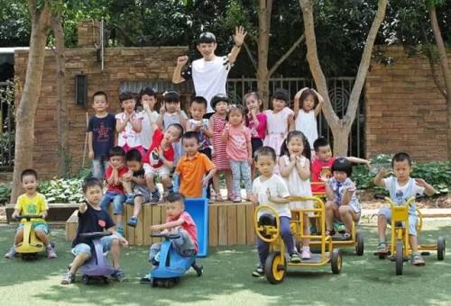 成都幼兒師范學(xué)校因為專業(yè)所以備受信賴