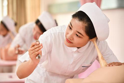 成都衛(wèi)生學校助產(chǎn)護理專業(yè)