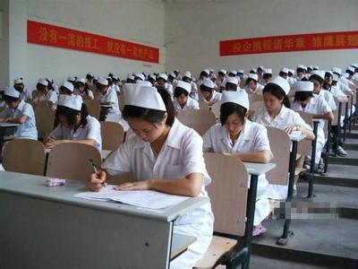 男孩學(xué)護理專業(yè)怎么樣？小編分析 